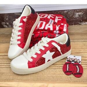 NEW CAMEL THREADS game day sneakers in red and white